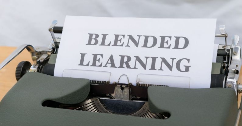 Flipped Classroom - A typewriter with a paper that says blended learning